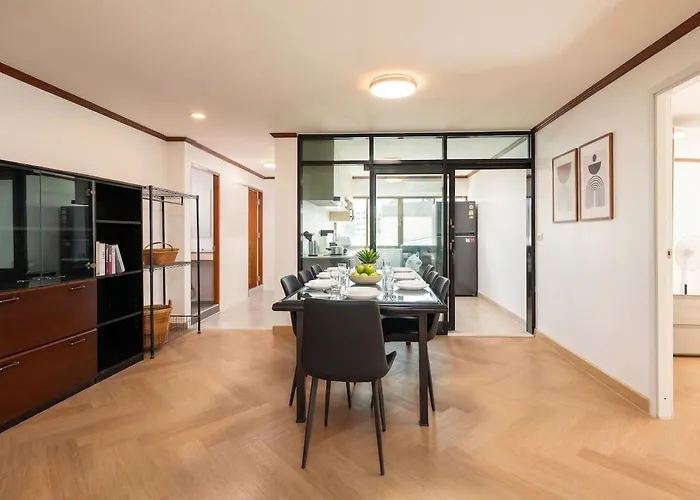 Luxury 3br 230sqm 5 Min To Bts Sukhumvit 26 公寓 曼谷