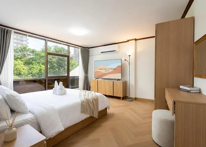 Luxury 3br 230sqm 5 Min To Bts Sukhumvit 26 * 曼谷