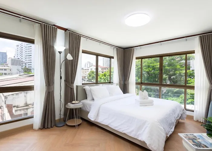 Luxury 3br 230sqm 5 Min To Bts Sukhumvit 26 *