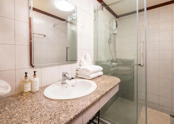 Luxury 3br 230sqm 5 Min To Bts Sukhumvit 26