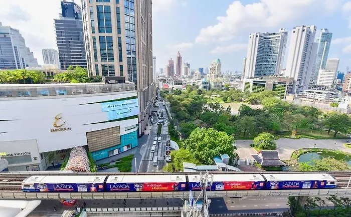 Luxury 3br 230sqm 5 Min To Bts Sukhumvit 26 曼谷