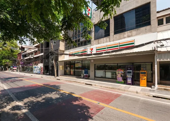 Luxury 3br 230sqm 5 Min To Bts Sukhumvit 26 公寓 曼谷