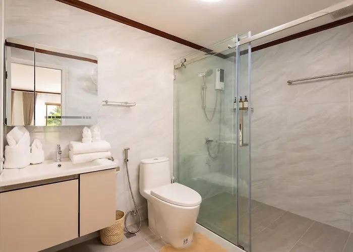 公寓 Luxury 3br 230sqm 5 Min To Bts Sukhumvit 26 *